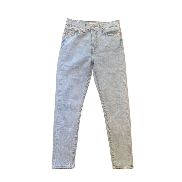 Levi's Jeans Women's 26 Blue Light Stonewashed Wedgie Skinny Stretch Button Fly - Picture 1 of 4